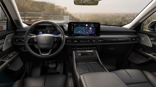 2025 Lincoln Lincoln Aviator Internal Image 2